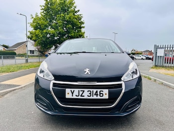 Used Peugeot 208 2016 for sale - 78794205: Photo