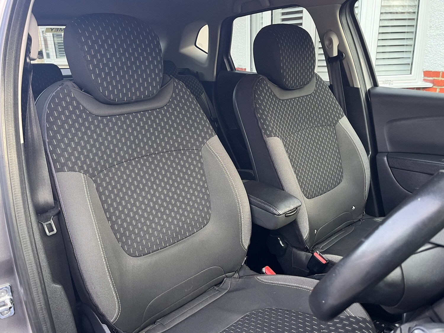 Used Renault Captur 2018 for sale - 78060783: Photo 18