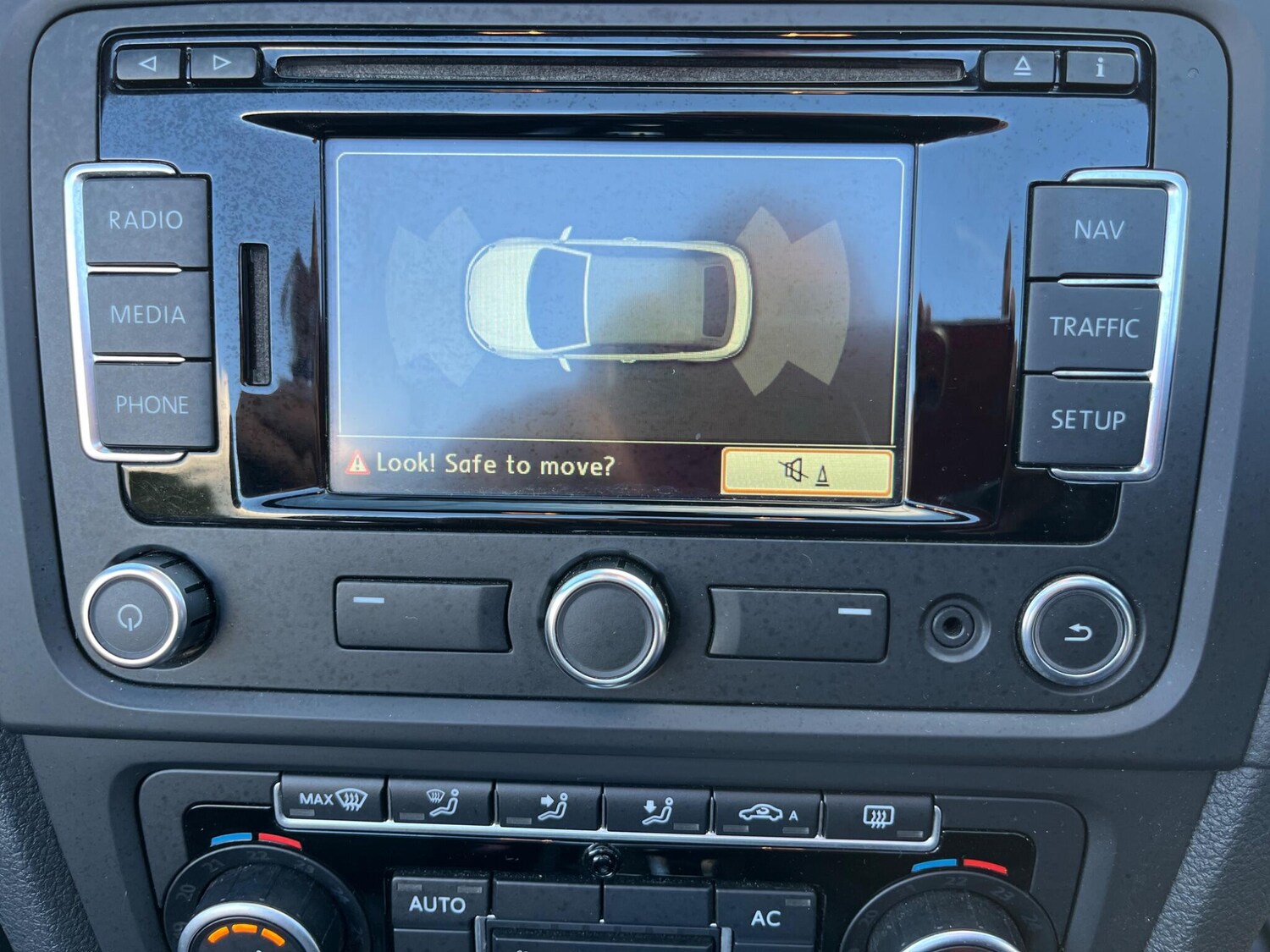 Used Volkswagen Golf 2012 for sale - 77805055: Photo 17