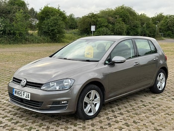 Used Volkswagen Golf 2015 for sale - 78807075: Photo