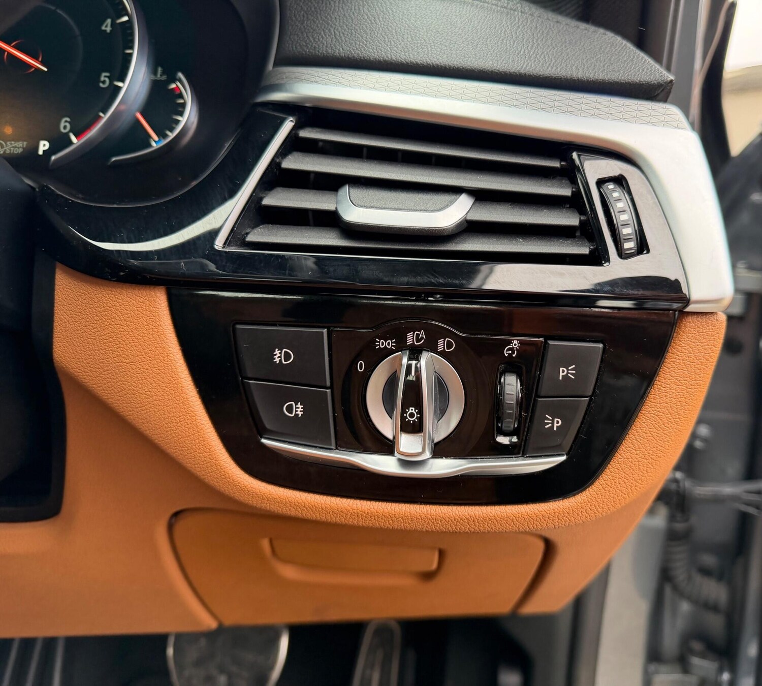 Used BMW 5 Series 2017 for sale - 78002044: Photo 10