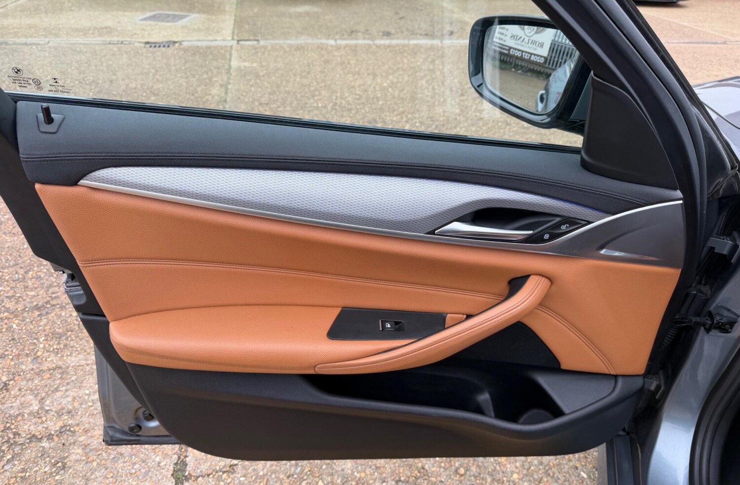 Used BMW 5 Series 2017 for sale - 78002044: Photo 25