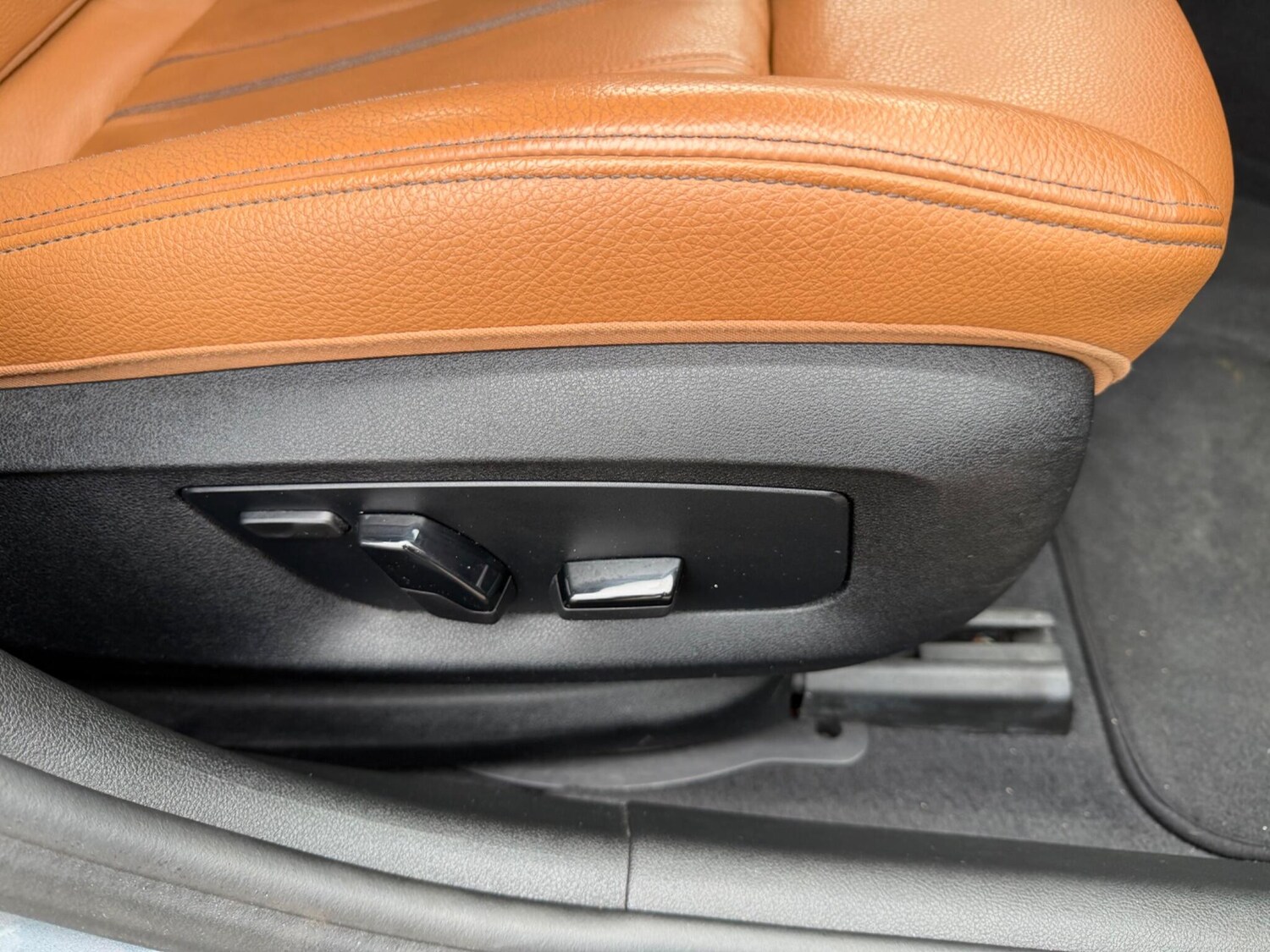 Used BMW 5 Series 2017 for sale - 78002044: Photo 4