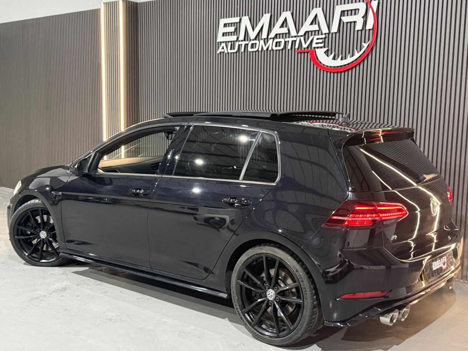 Used Volkswagen Golf 2019 for sale - 77942345: Photo 2