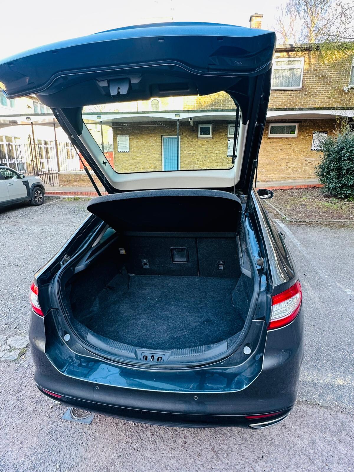 Used Ford Mondeo 2015 for sale - 78062123: Photo 12