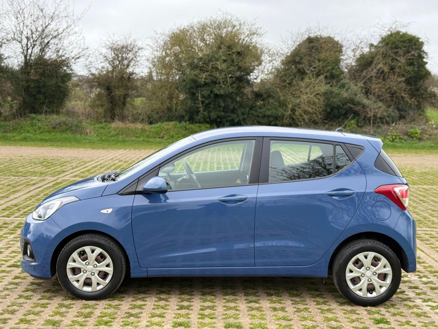 Used Hyundai i10 2016 for sale - 78029186: Photo 8