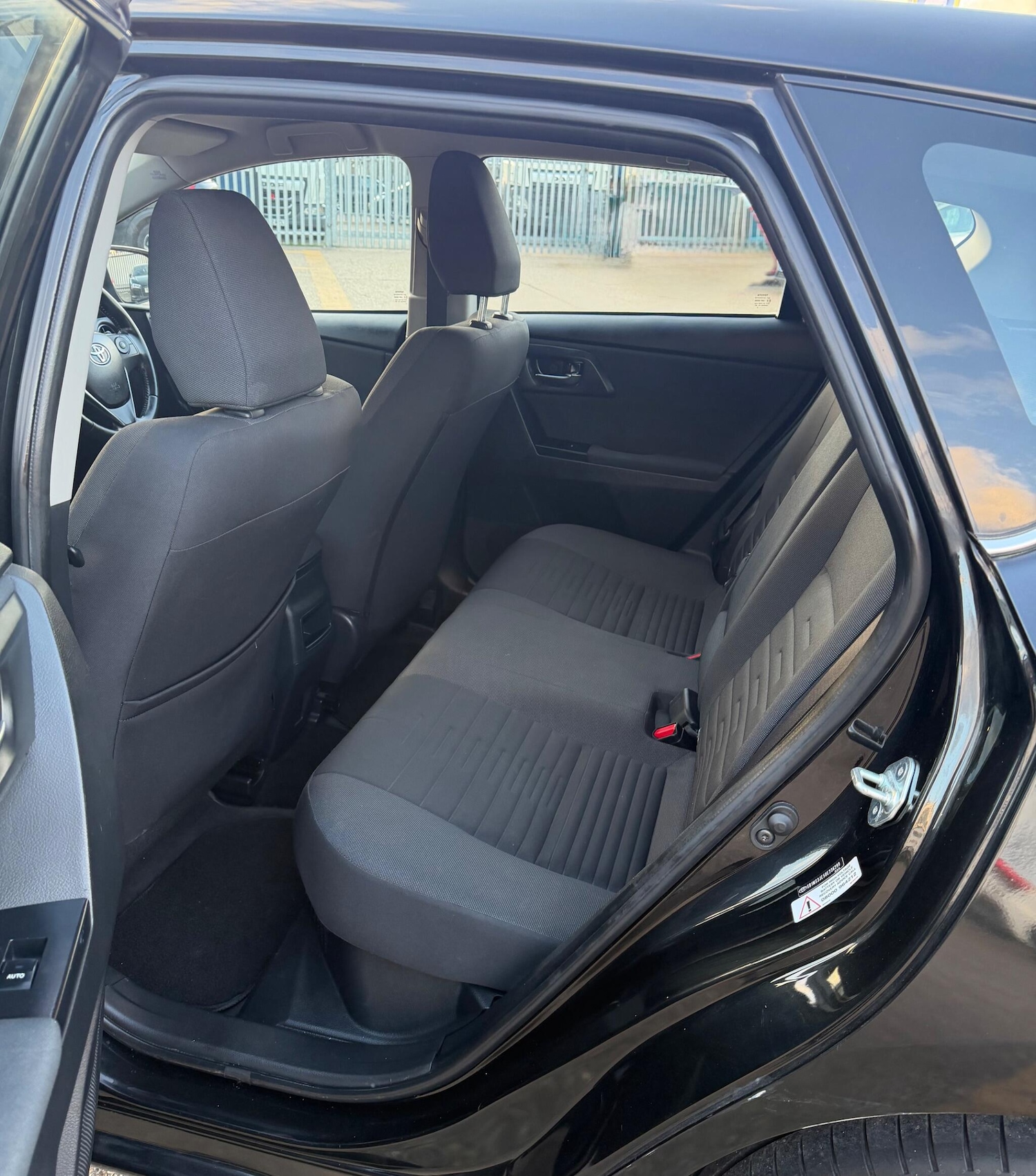 Used Toyota Auris 2016 for sale - 78001945: Photo 24