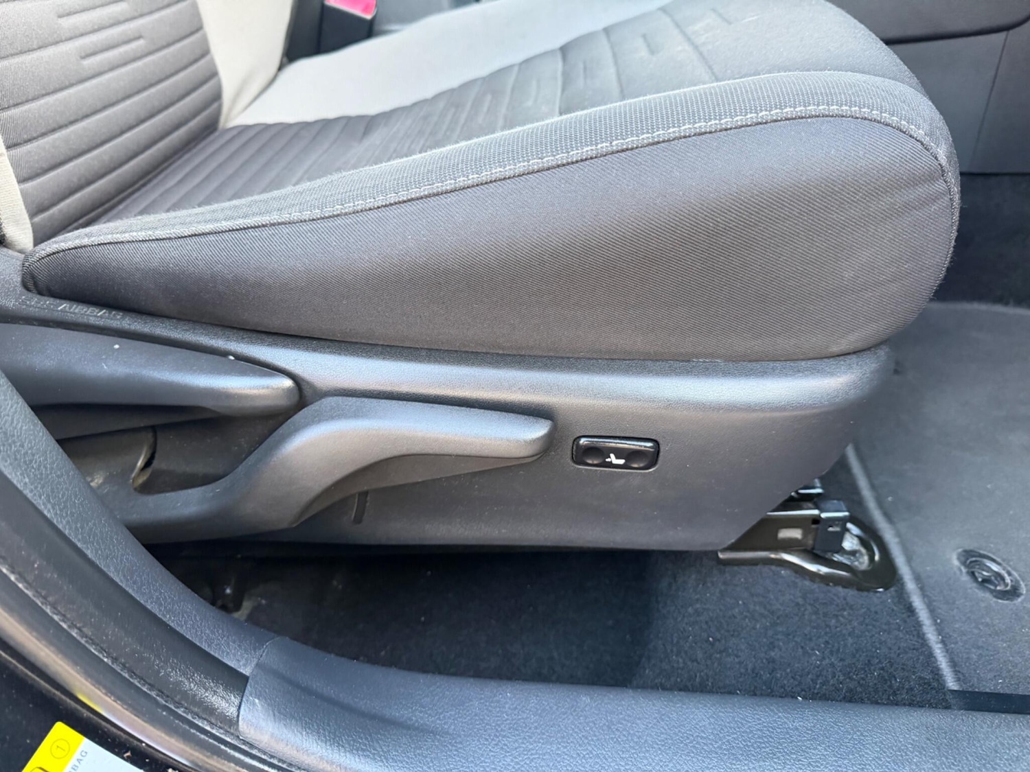 Used Toyota Auris 2016 for sale - 78001945: Photo 3