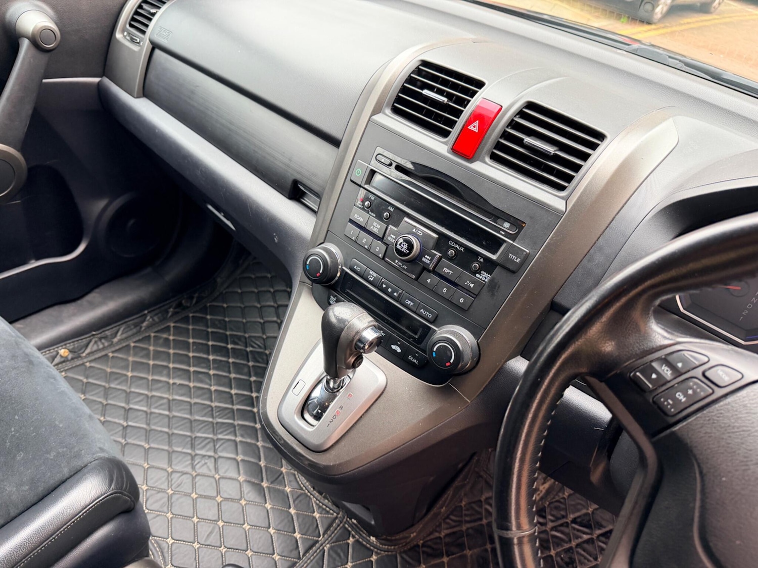 Used Honda CR-V 2011 for sale - 78029216: Photo 13