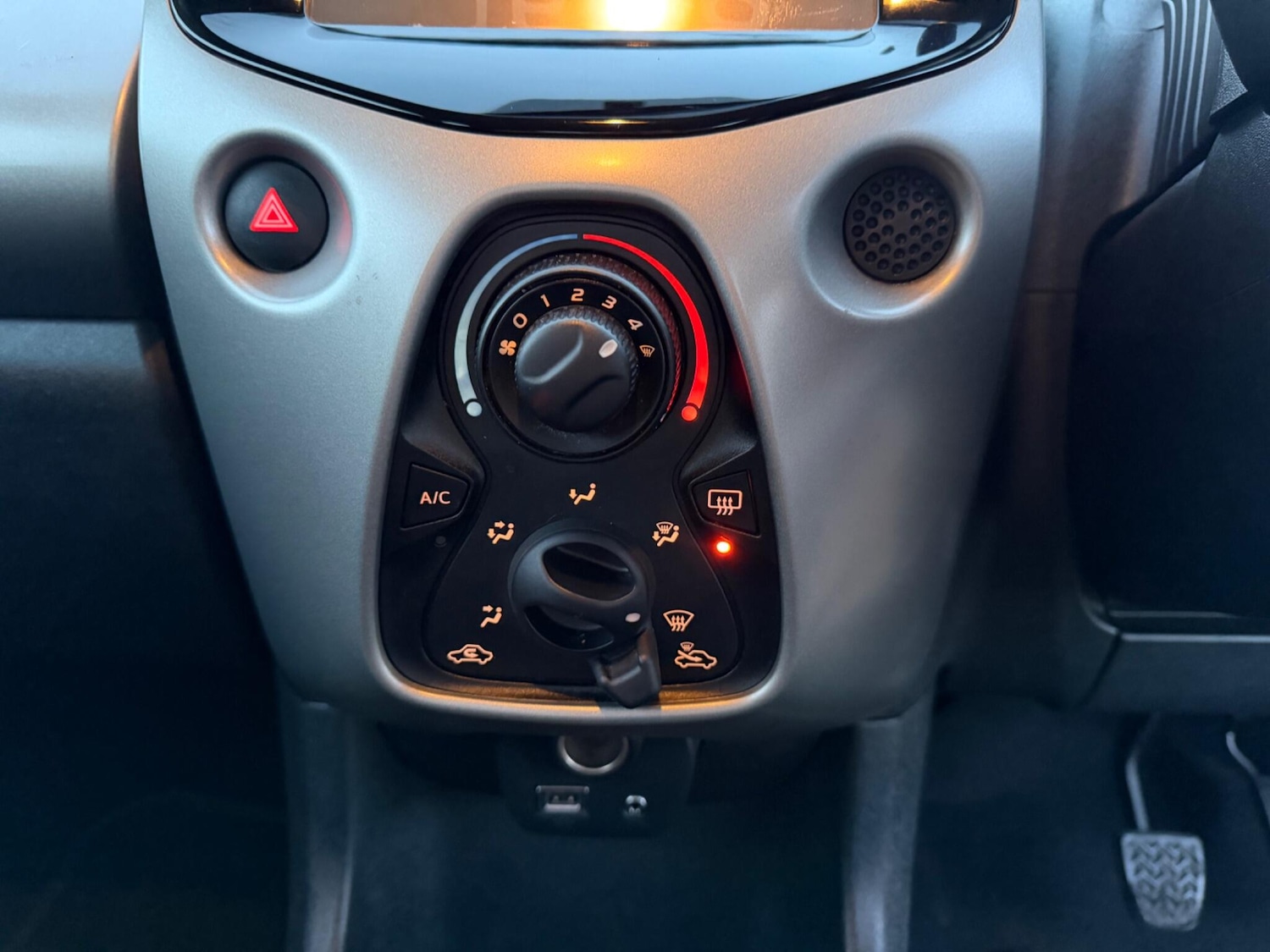 Used Peugeot 108 2016 for sale - 78002018: Photo 14