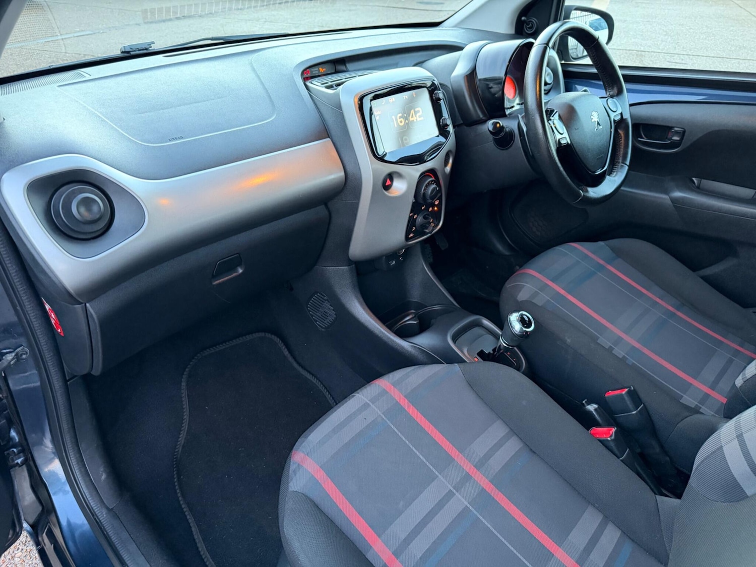 Used Peugeot 108 2016 for sale - 78002018: Photo 21