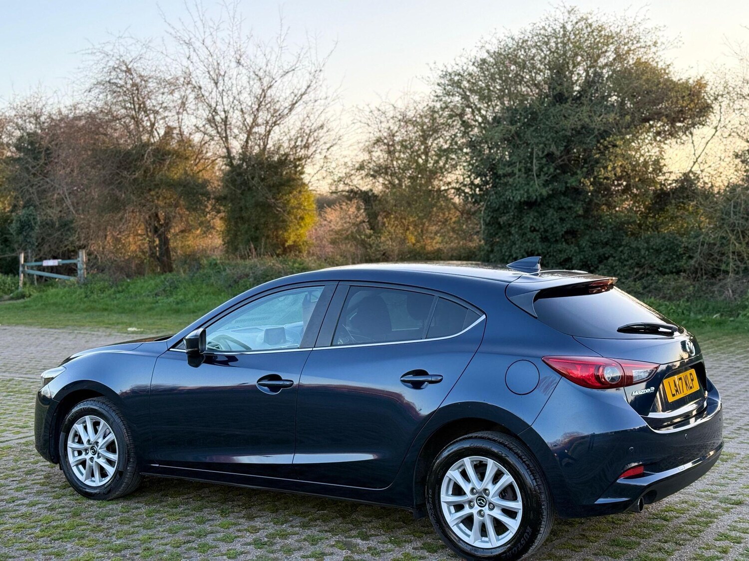 Used Mazda Mazda3 2017 for sale - 78029172: Photo 11