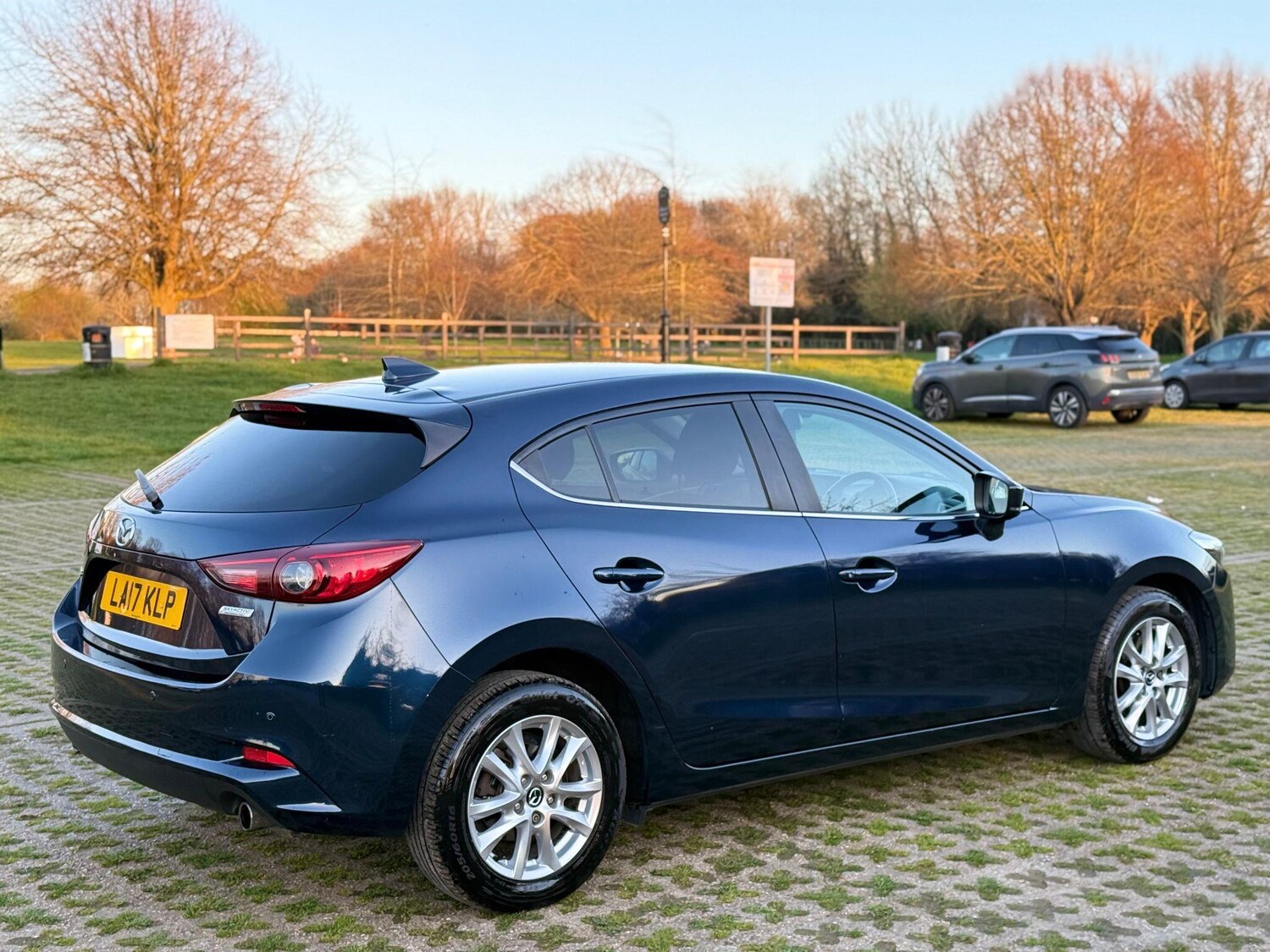Used Mazda Mazda3 2017 for sale - 78029172: Photo 20