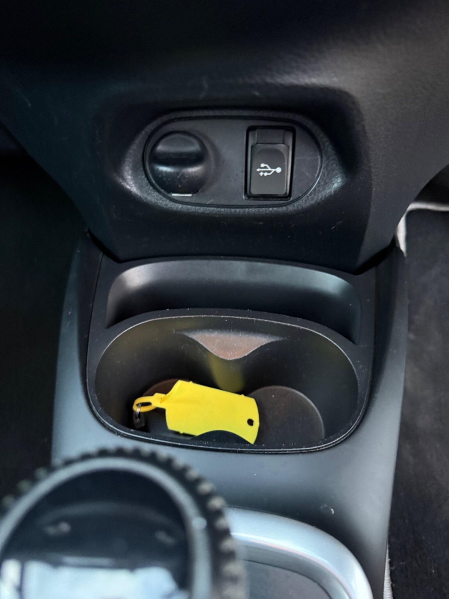 Used Toyota Yaris 2017 for sale - 78001960: Photo 10