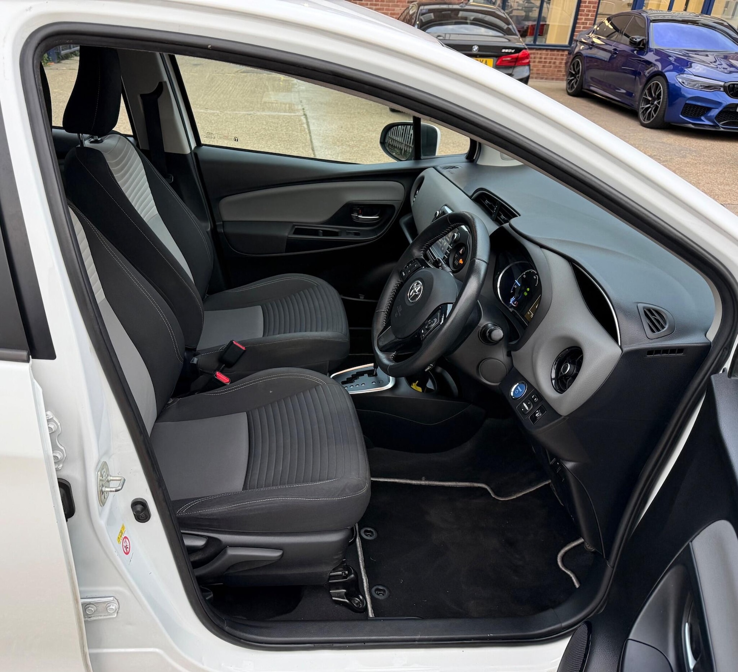 Used Toyota Yaris 2017 for sale - 78001960: Photo 16