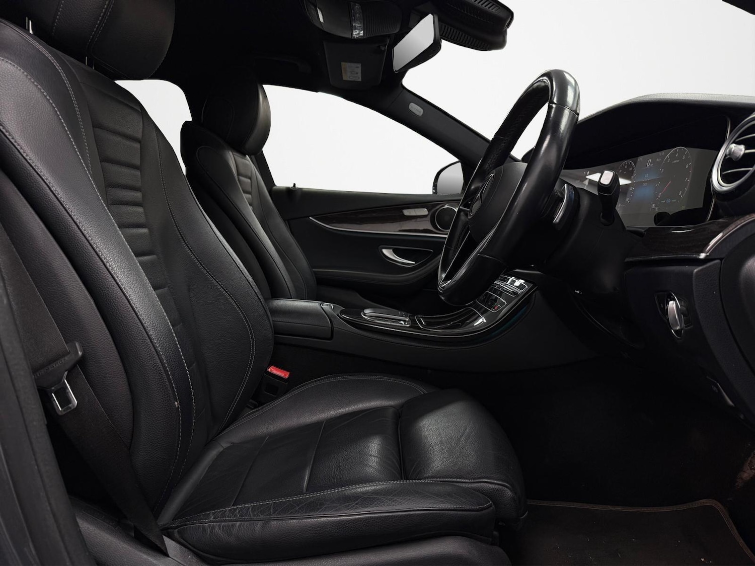 Used Mercedes-Benz E Class for sale - 77762473: Photo 16