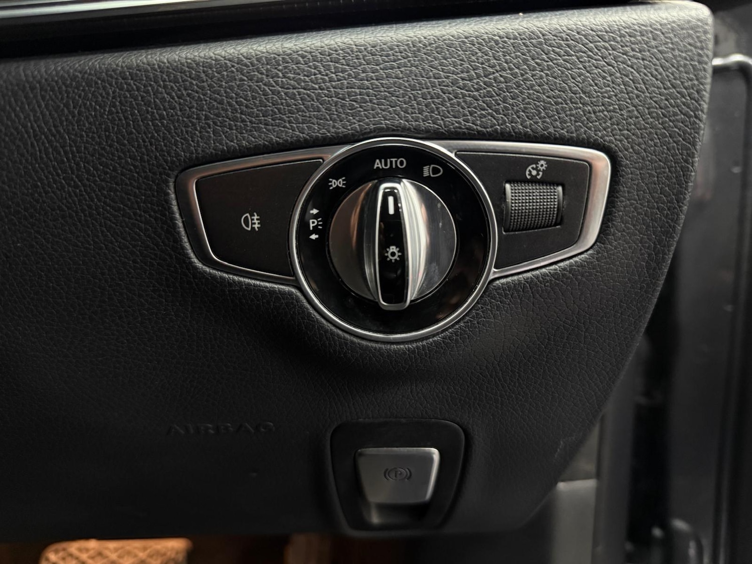 Used Mercedes-Benz E Class for sale - 77762473: Photo 24