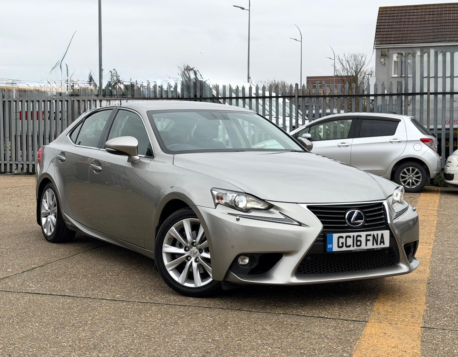 Used Lexus IS 2016 for sale - 78022453: Photo 1