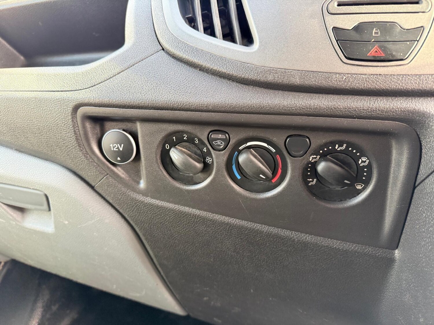 Used Ford Transit 2018 for sale - 77786381: Photo 12