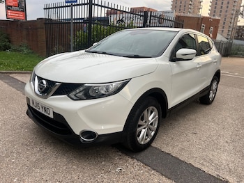Used Nissan Qashqai 2015 for sale - 79037372: Photo