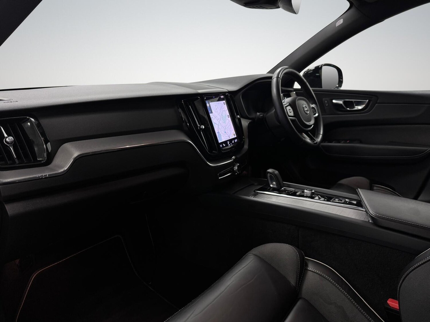 Used Volvo XC60 2021 for sale - 77762447: Photo 15