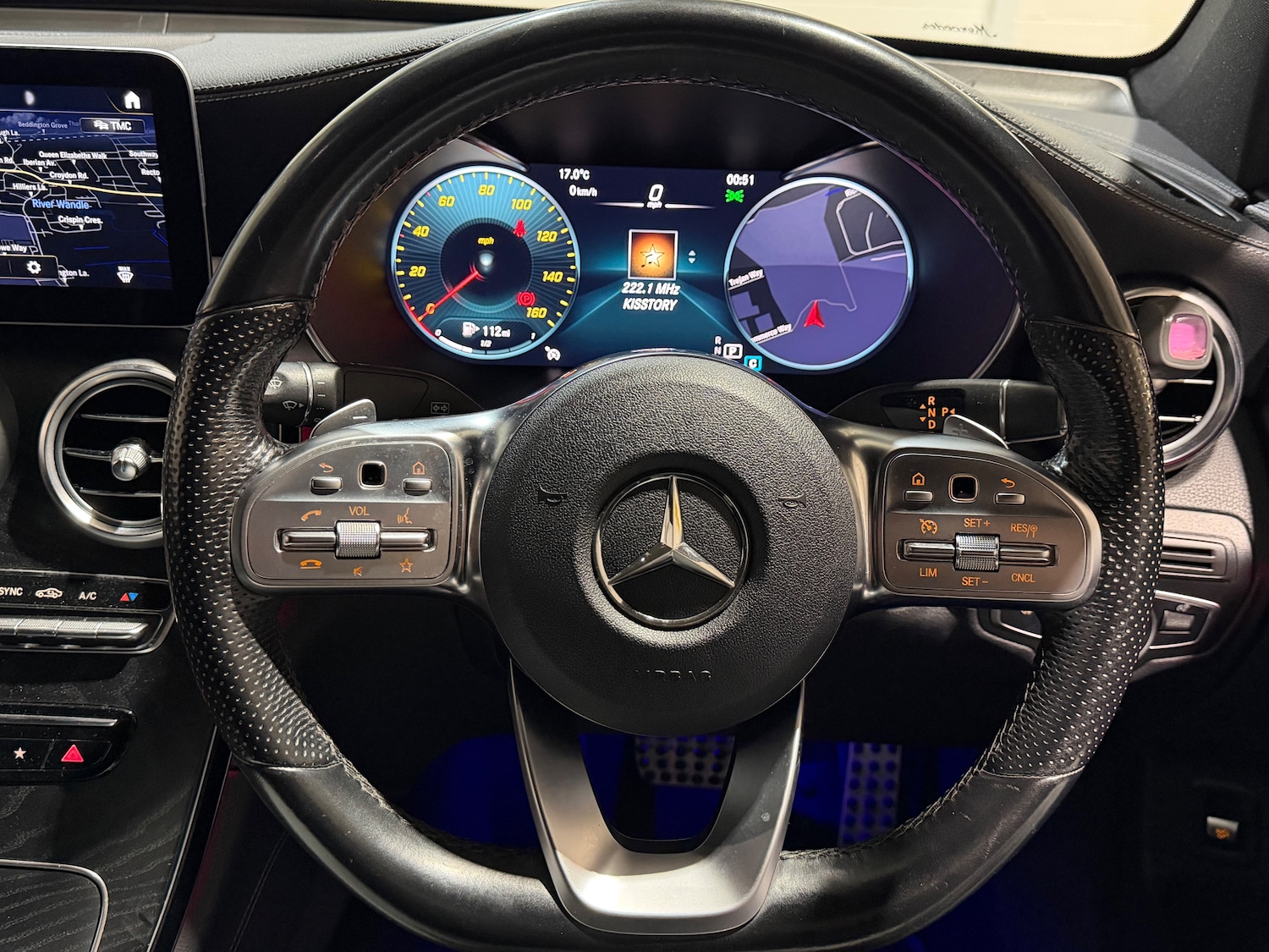 Used Mercedes-Benz GLC 2019 for sale - 77786349: Photo 2