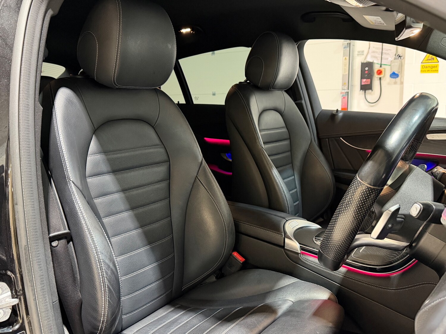 Used Mercedes-Benz GLC 2019 for sale - 77786349: Photo 9