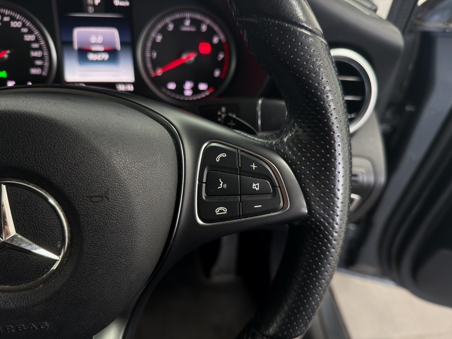 Used Mercedes-Benz GLC for sale - 77762458: Photo 15