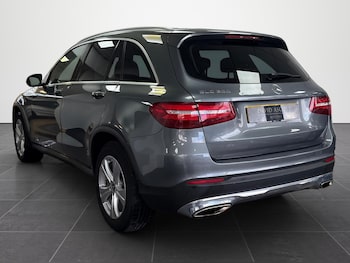 Used Mercedes-Benz GLC 2019 for sale - 77762458: Photo