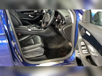 Used Mercedes-Benz GLC 2019 for sale - 78069806: Photo