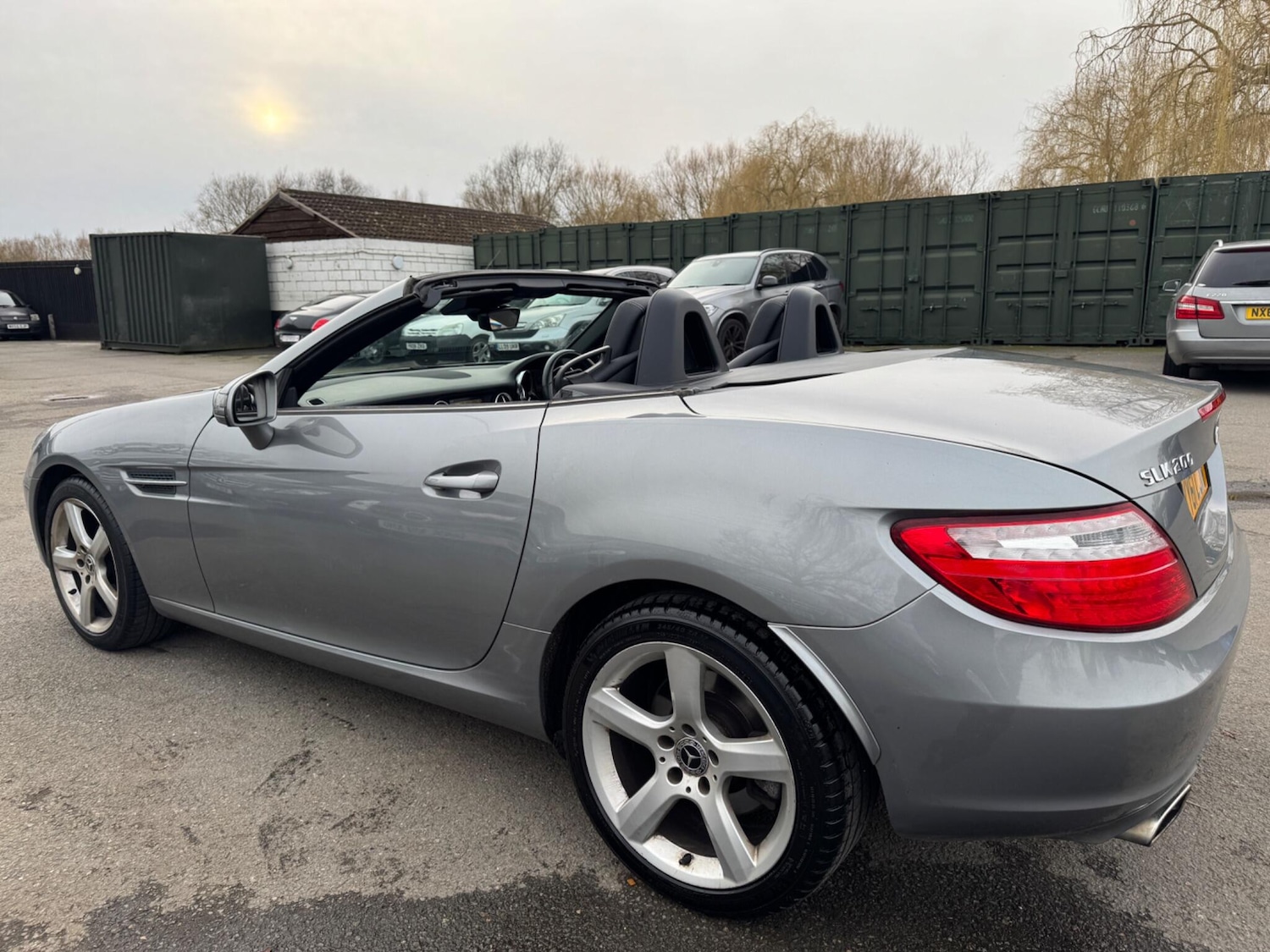 Used Mercedes-Benz SLK 2011 for sale - 77890538: Photo 7