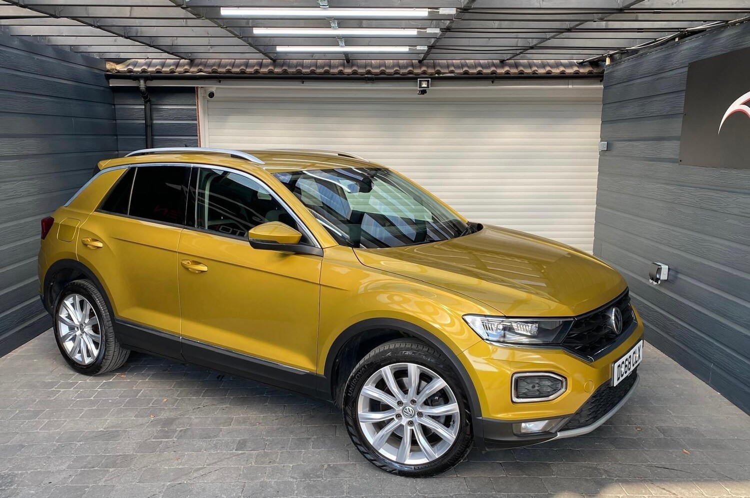 Used Volkswagen T-Roc 2019 for sale - 78002107: Photo 11