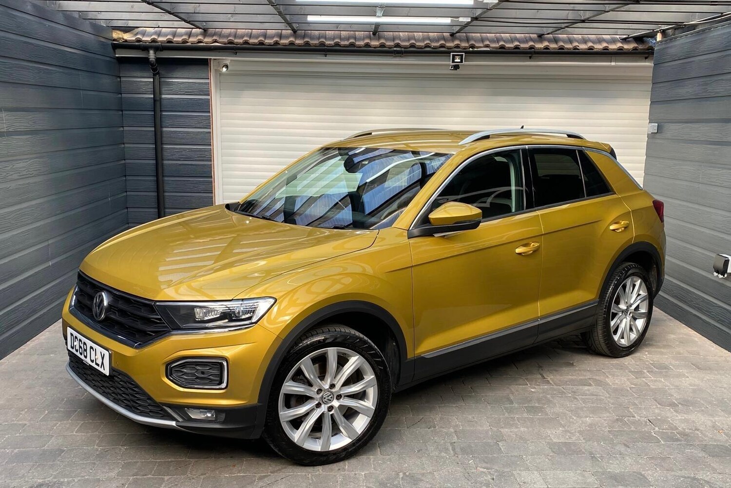 Used Volkswagen T-Roc 2019 for sale - 78002107: Photo 20