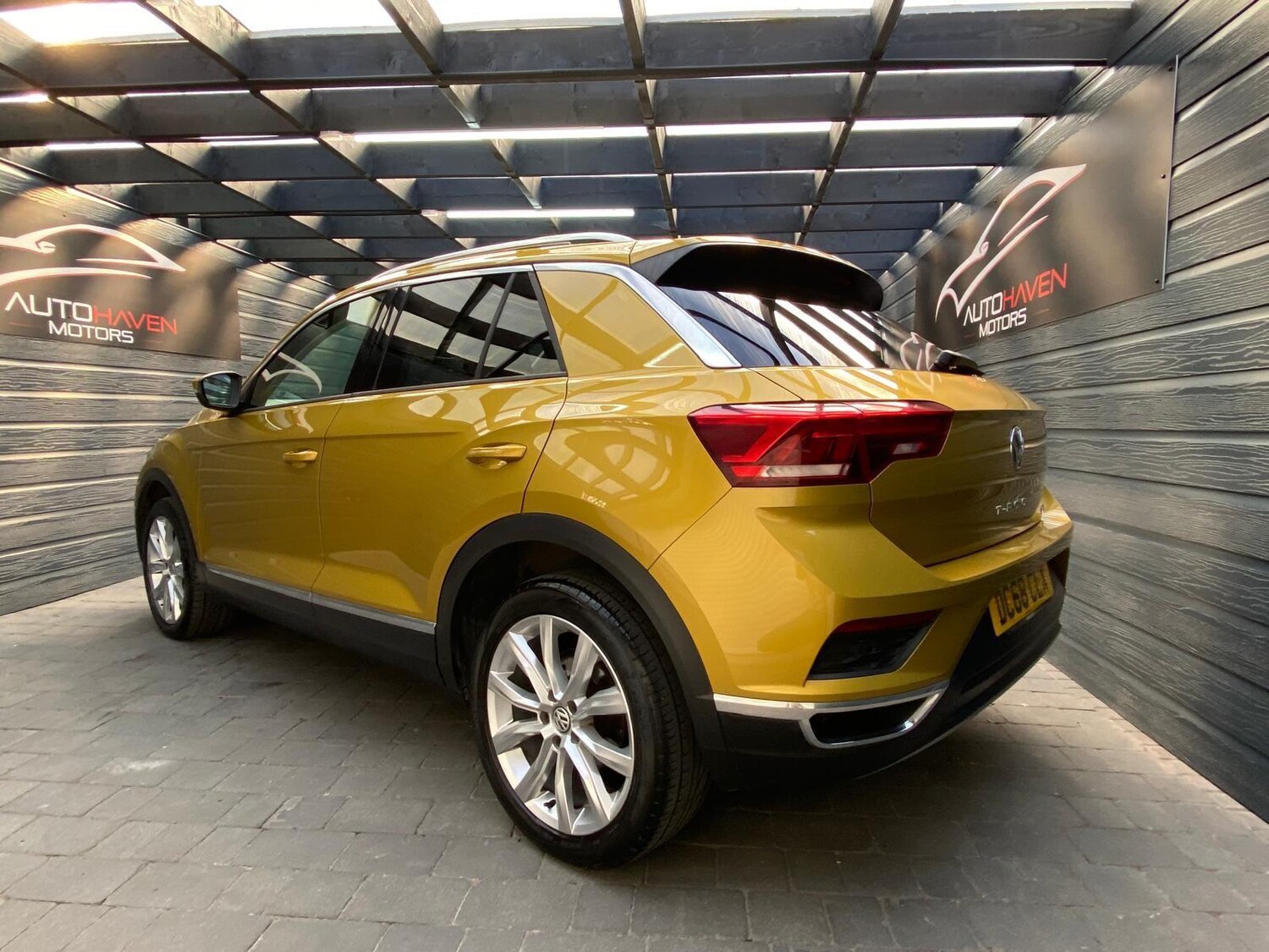 Used Volkswagen T-Roc 2019 for sale - 78002107: Photo 5