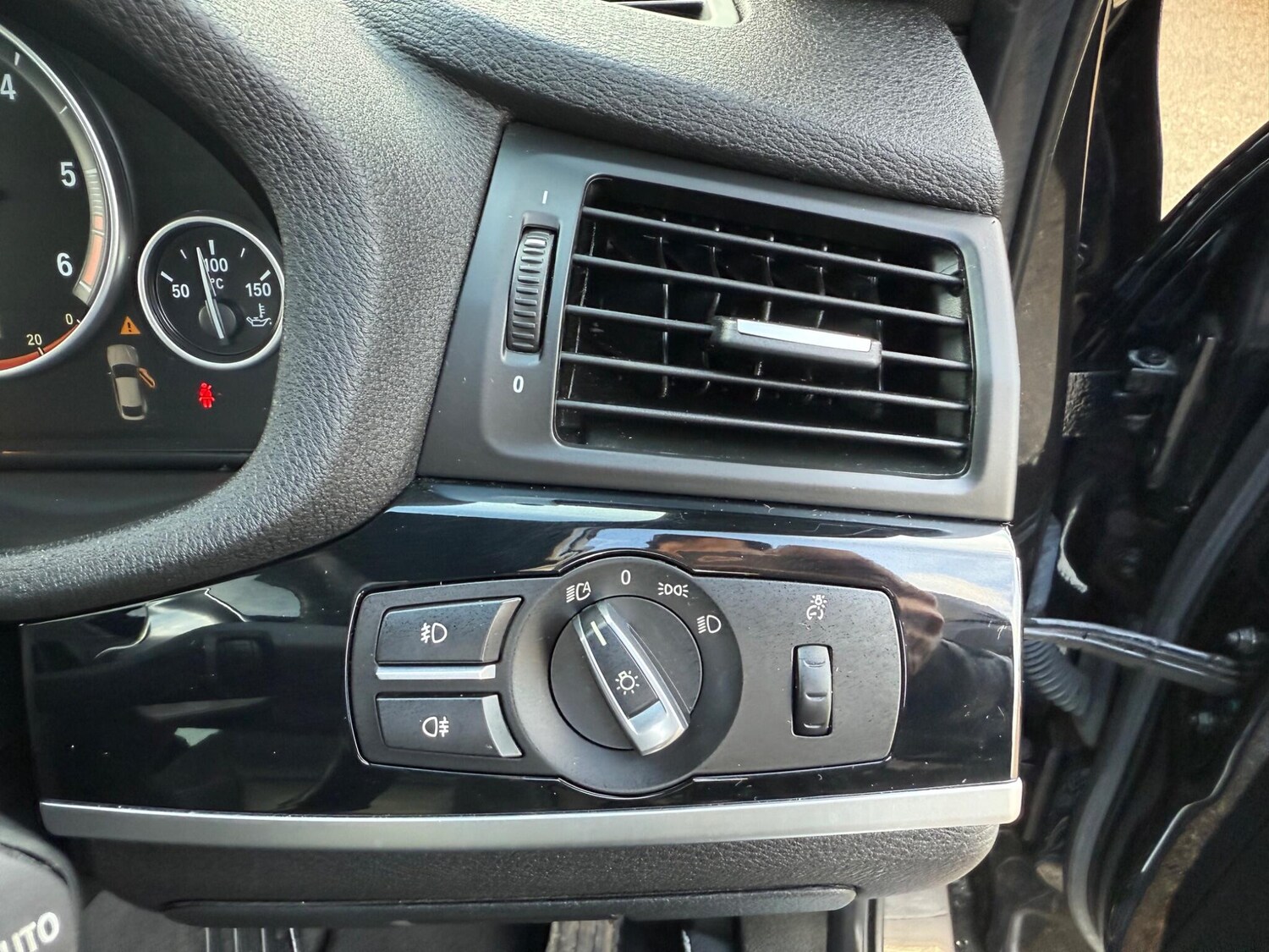 Used BMW X4 2018 for sale - 78002023: Photo 16