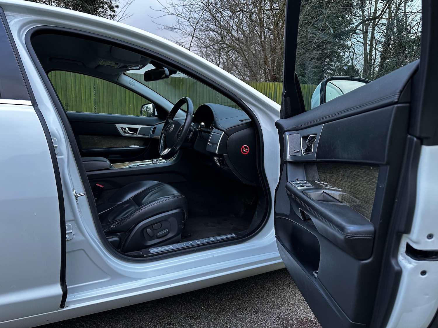 Used Jaguar XF 2013 for sale - 77942358: Photo 25