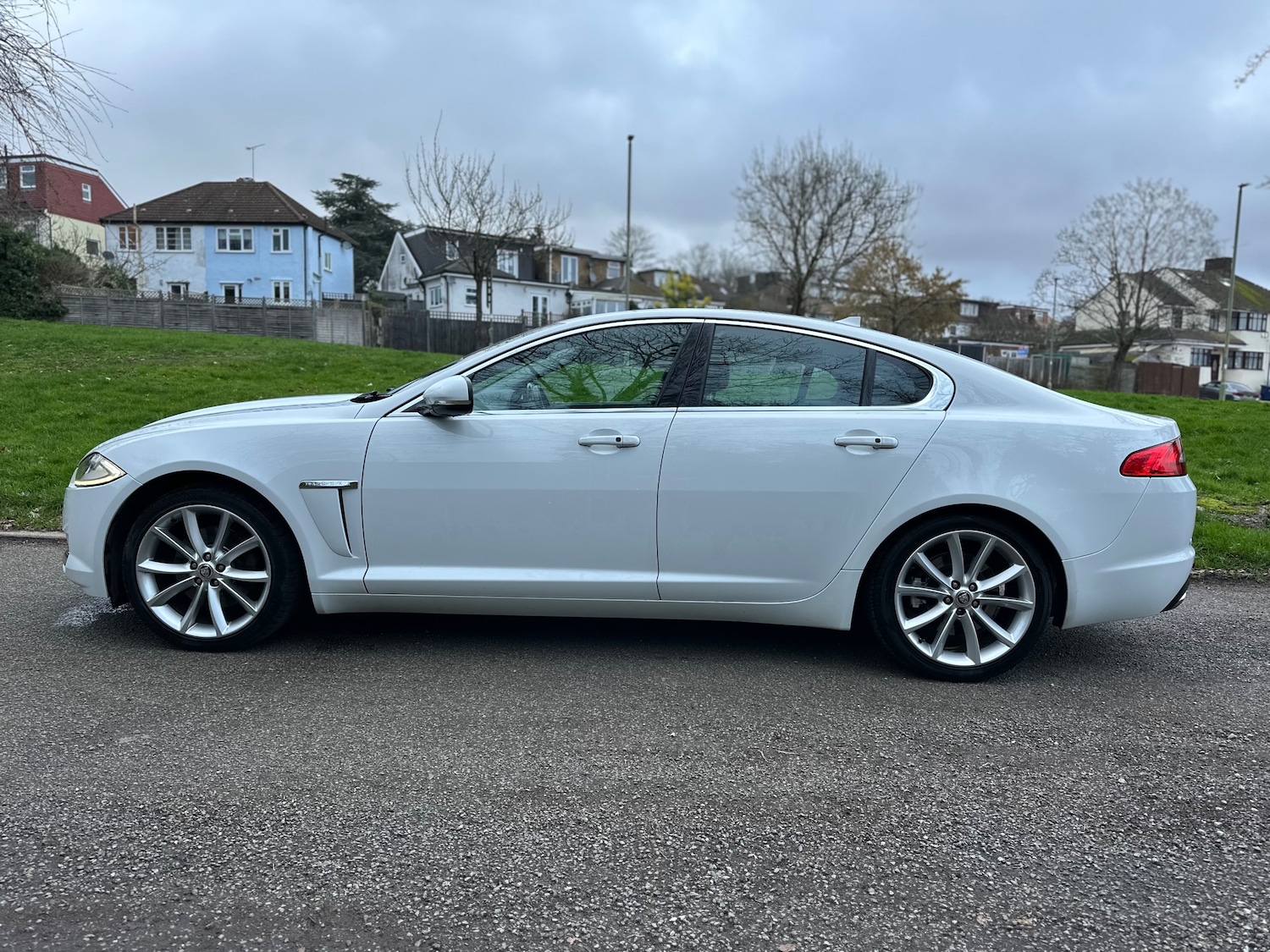 Used Jaguar XF 2013 for sale - 77942358: Photo 8