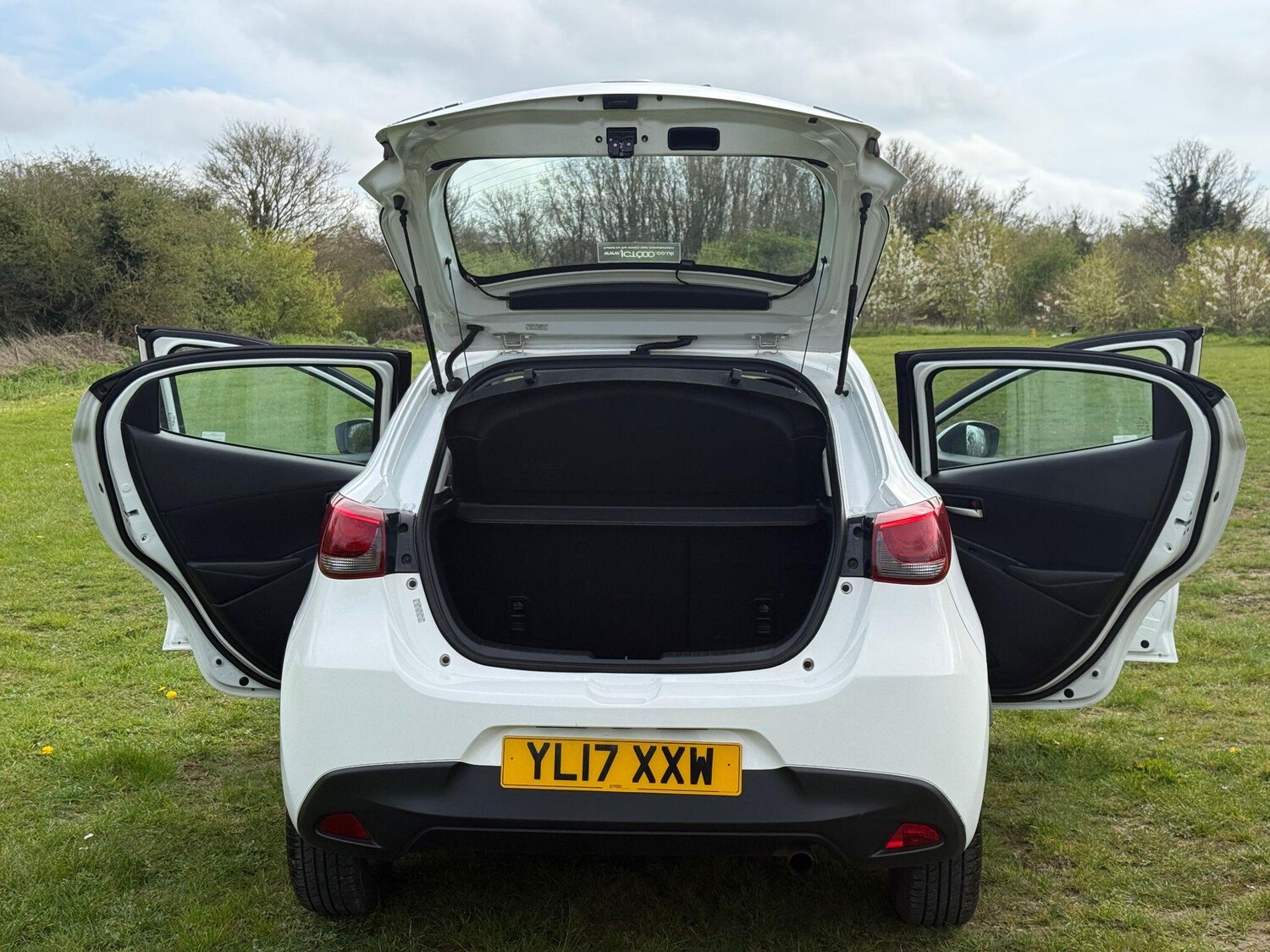 Used Mazda Mazda2 2017 for sale - 78134866: Photo 12