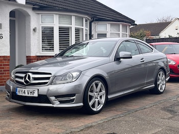 Used Mercedes-Benz C Class 2014 for sale - 77927828: Photo
