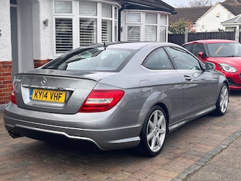 Used Mercedes-Benz C Class 2014 for sale - 77927828: Photo