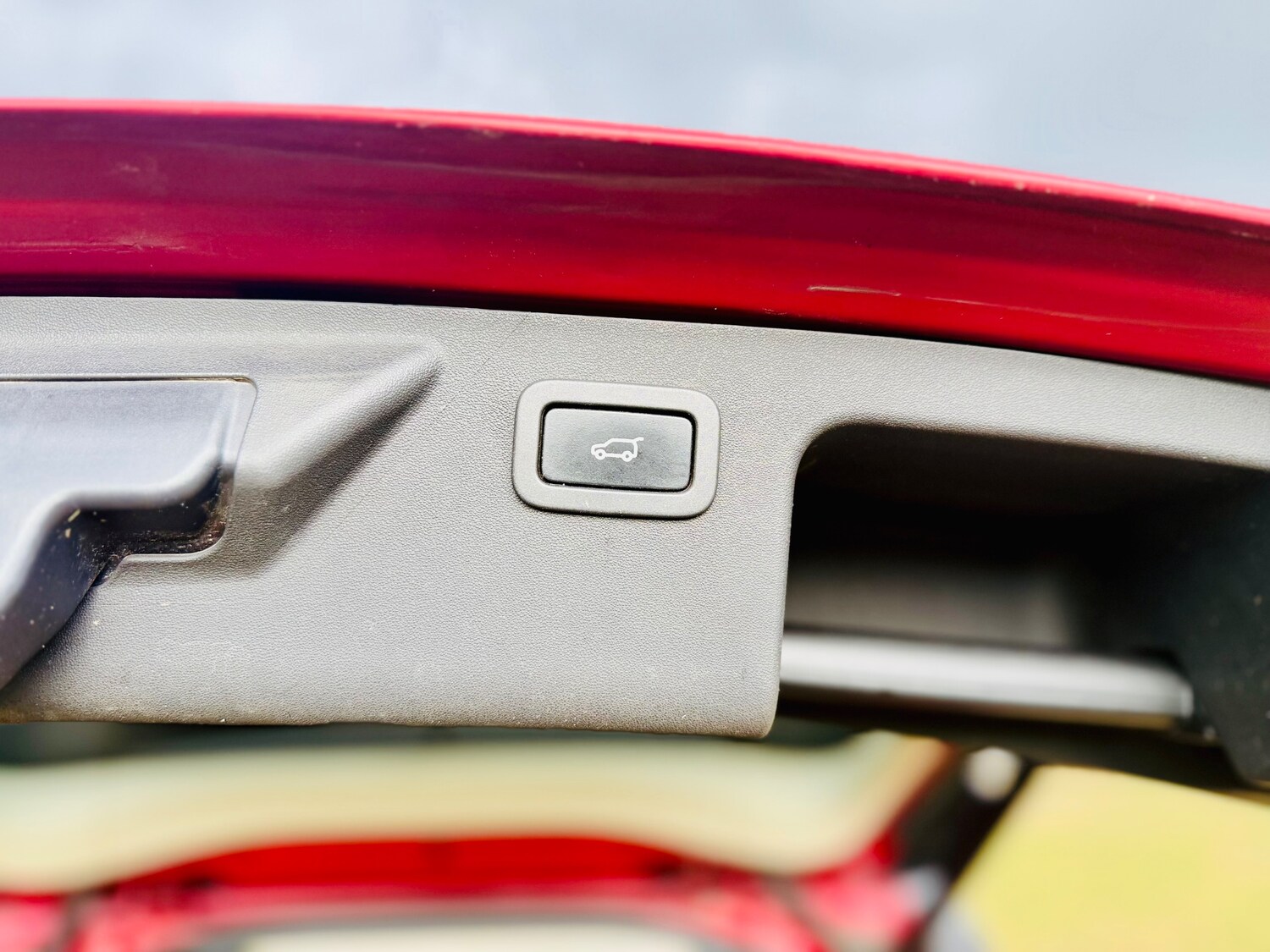 Used Land Rover Discovery Sport 2015 for sale - 78168333: Photo 14