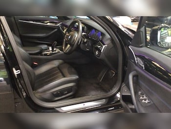 Used BMW 5 Series 2017 for sale - 79160390: Photo