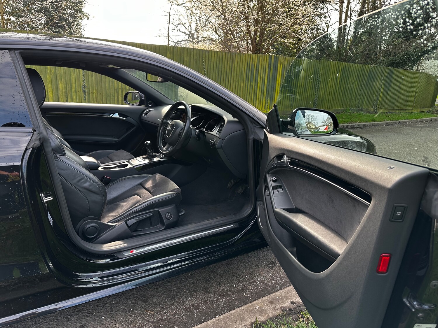 Used Audi A5 2011 for sale - 77942366: Photo 24