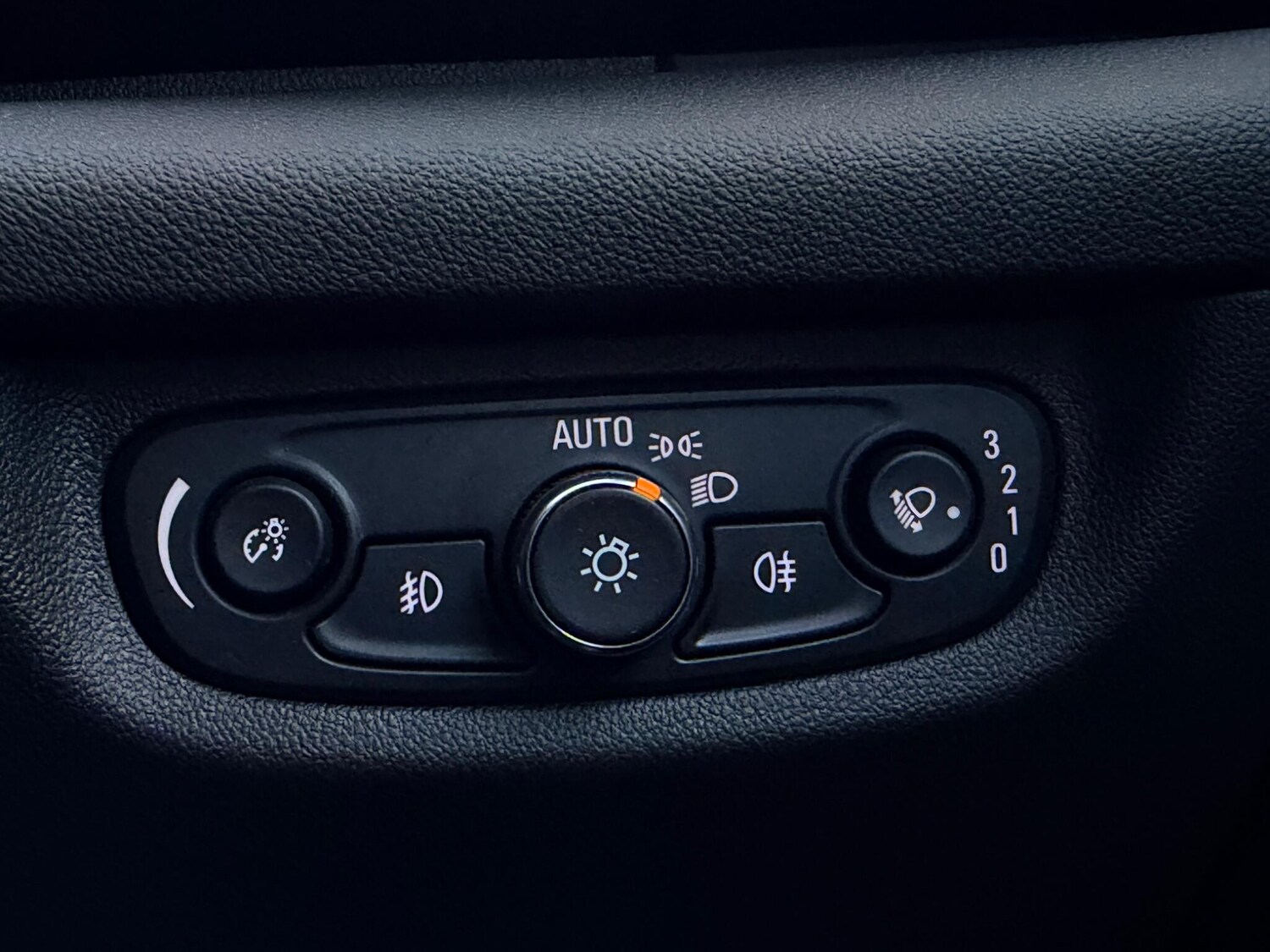 Used Vauxhall Insignia for sale - 78122279: Photo 15