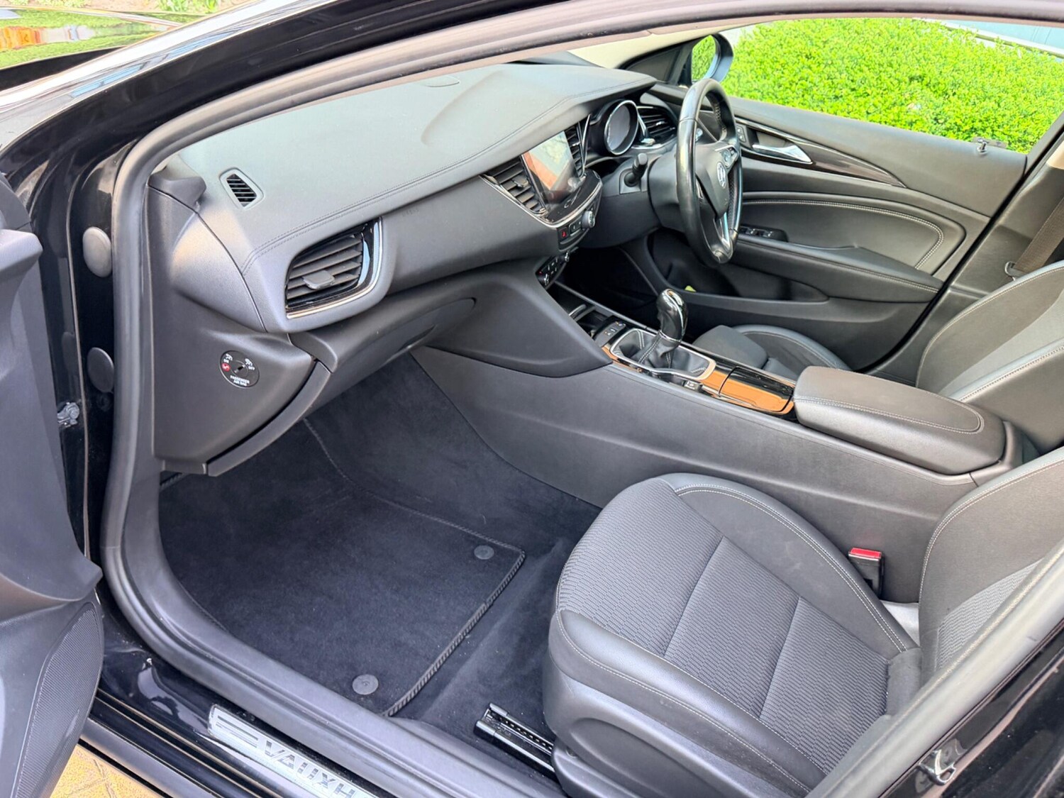 Used Vauxhall Insignia for sale - 78122279: Photo 24