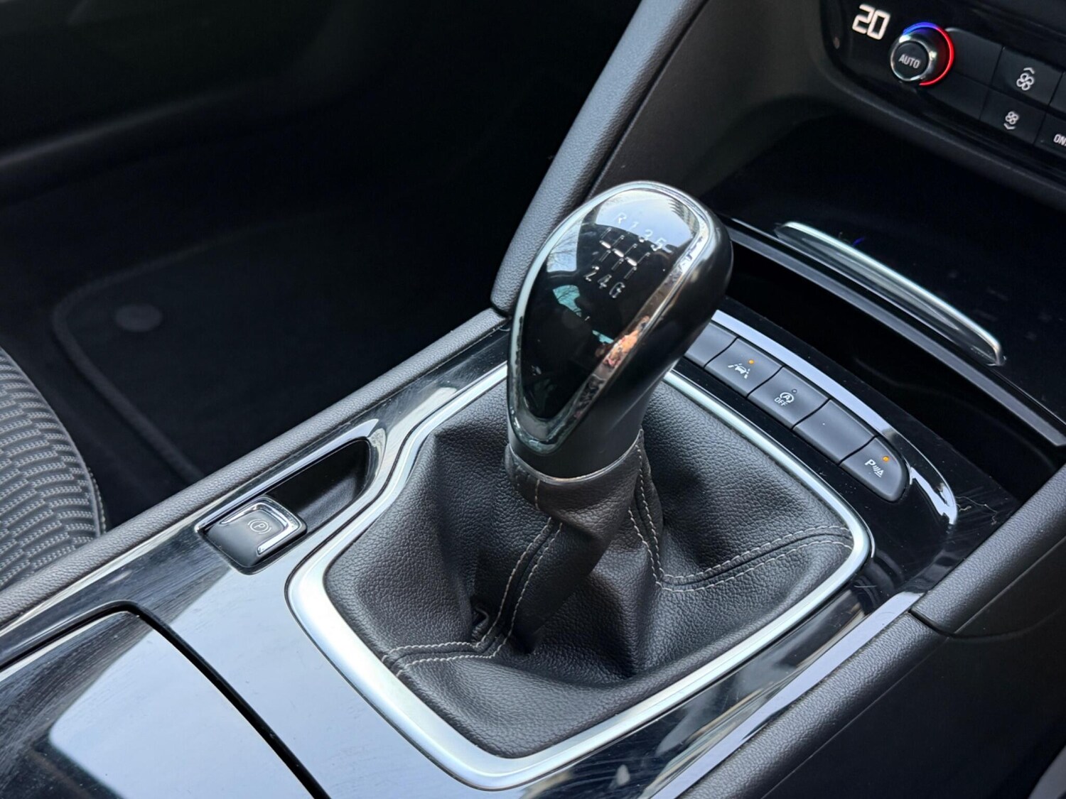 Used Vauxhall Insignia for sale - 78122279: Photo 8