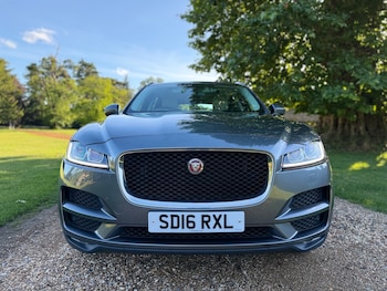 Used Jaguar F-Pace 2016 for sale - 78924794: Photo