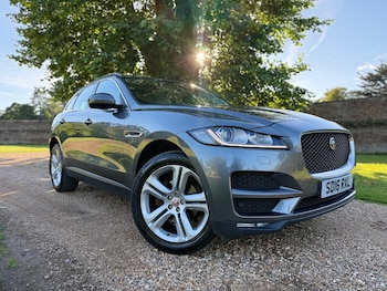 Used Jaguar F-Pace 2016 for sale - 78924794: Photo