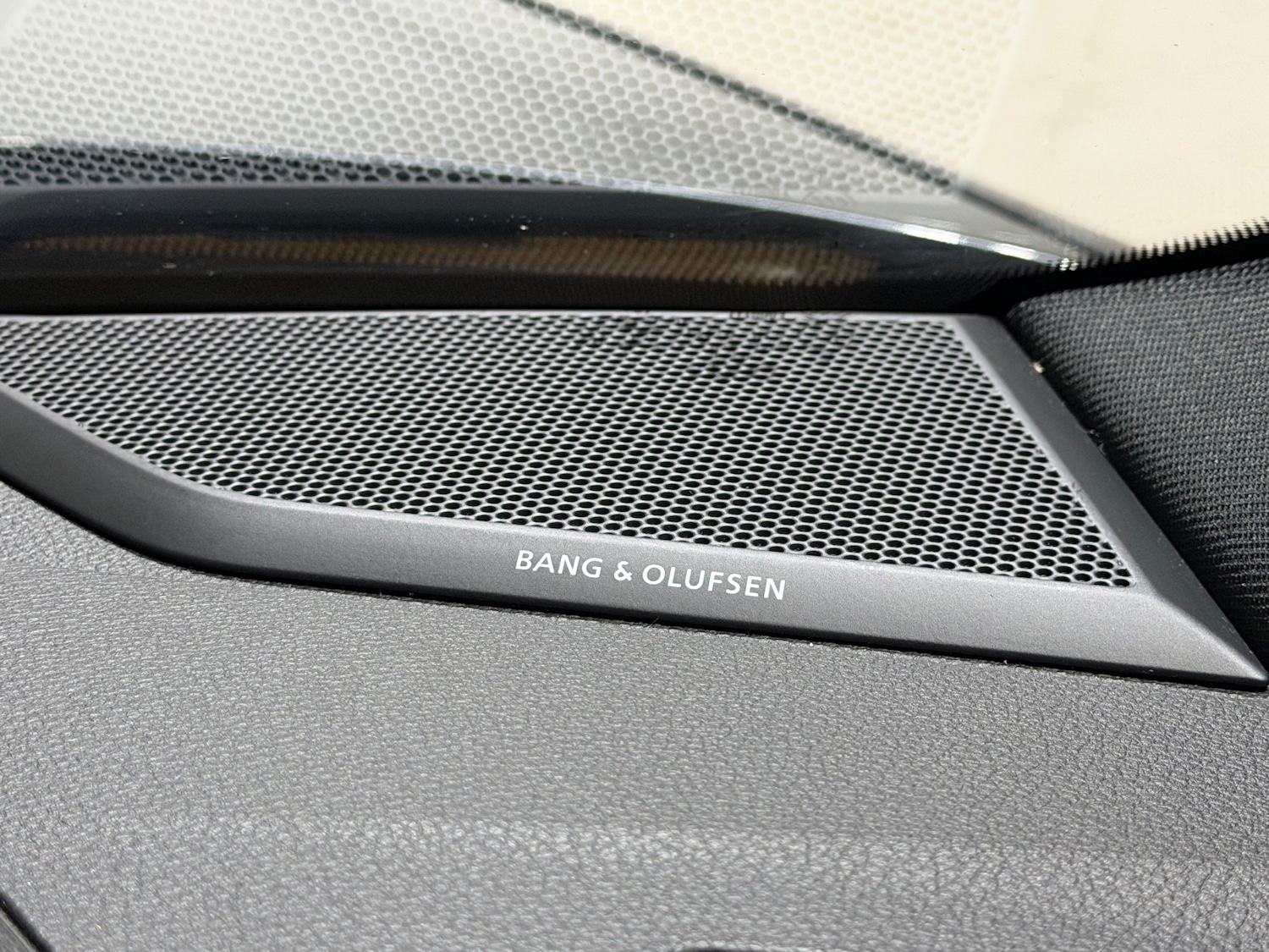 Used Audi Q3 2020 for sale - 78026273: Photo 2