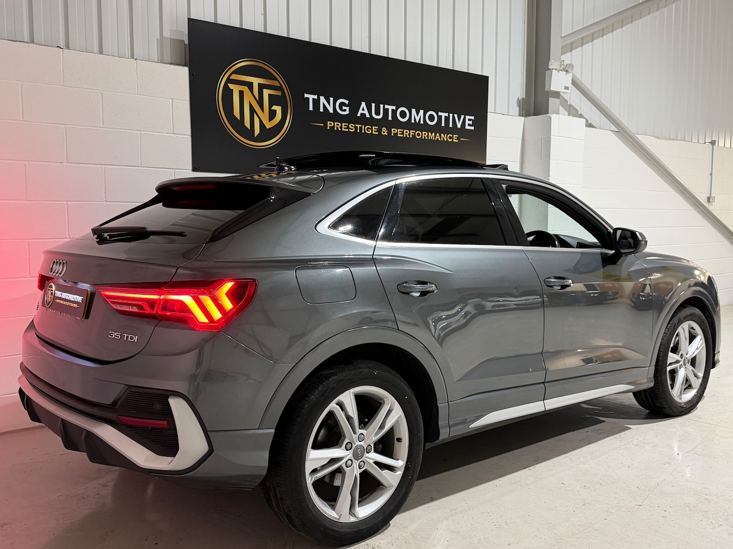 Used Audi Q3 2020 for sale - 78026273: Photo 5